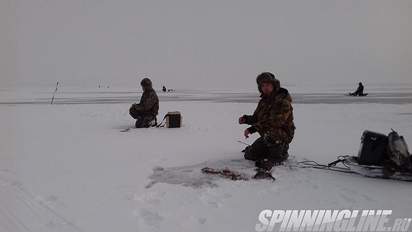 Изображение 1 : Драйв среди торосов или ловля окуня по первому льду .